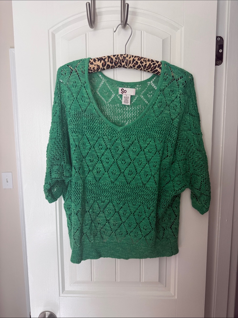 quarter sleeve crochet sweater